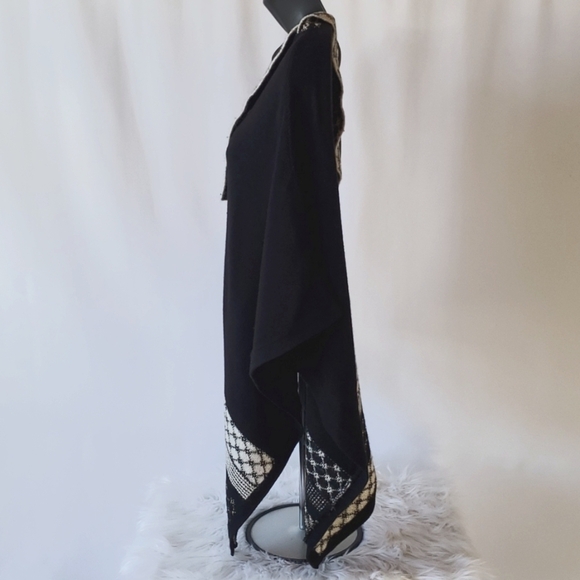 White House Black Market Assymetrical Cowl Neck Poncho In Black And Ecru Size M - Picture 3 of 12
